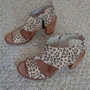 TOMS OrthoLite Majorca Cutout Sandals Natural Textured Cheetah size 7